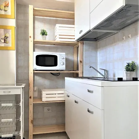 Apartment A Due Passi Dalla Stazione Centrale Di Mailand
