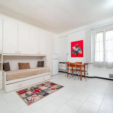 Apartment A Due Passi Dalla Stazione Centrale Di *